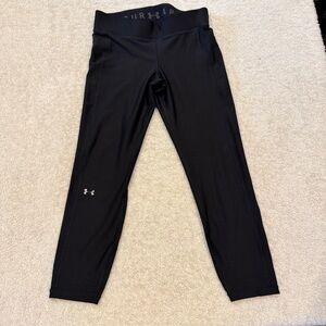 Under Armour Black Leggings Sleek Performance Fit